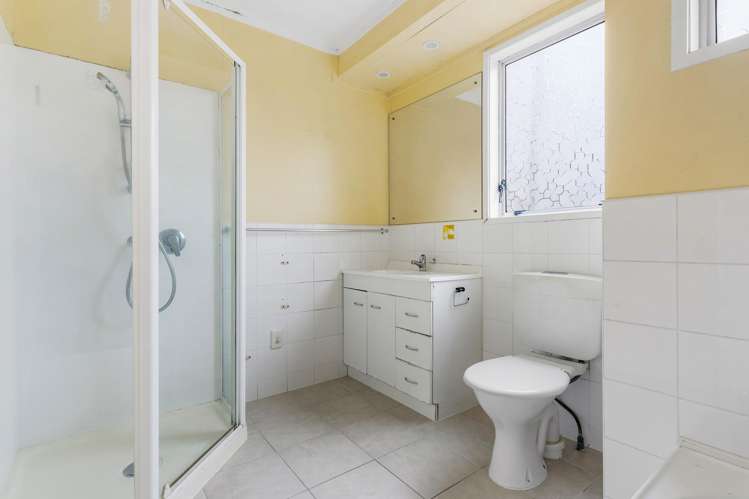 58 Makora Road Massey_10
