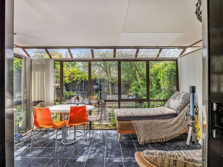 2/56 Aorangi Road Bryndwr_18