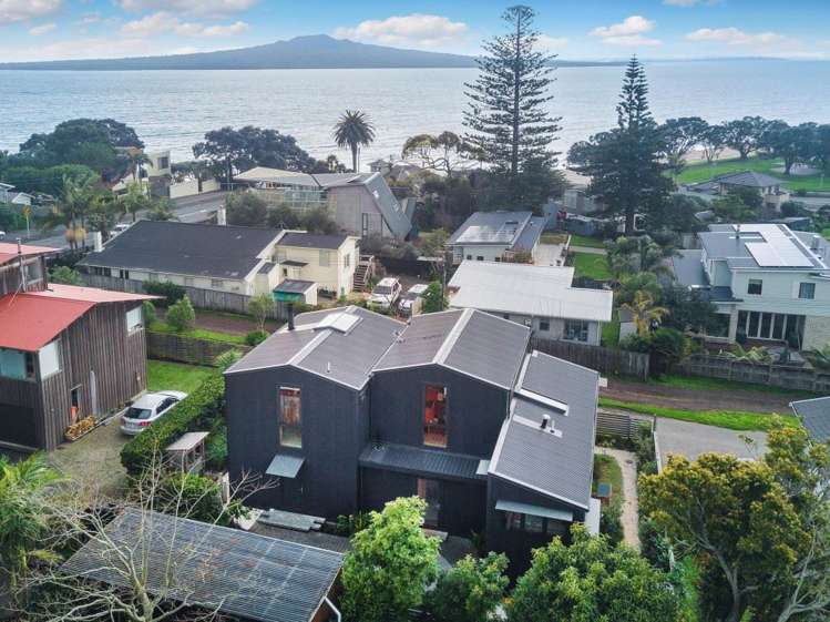 21a Old Lake Road Narrow Neck_18