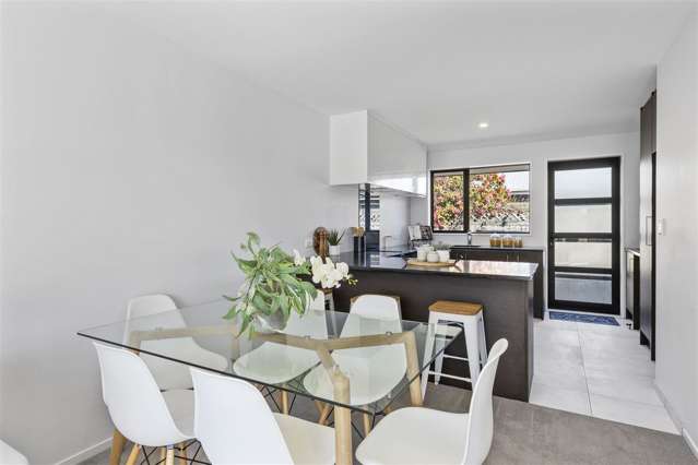 Hurry! Perhaps Best Single level Home On the Edge of CBD