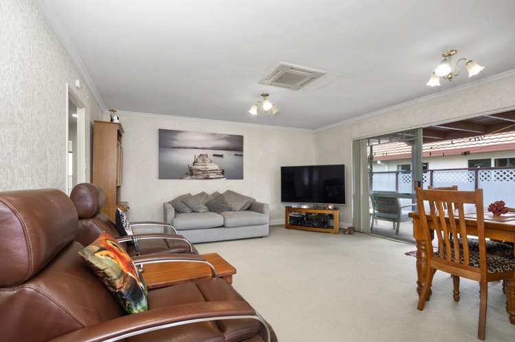 6 Pemberton Way Greerton_1