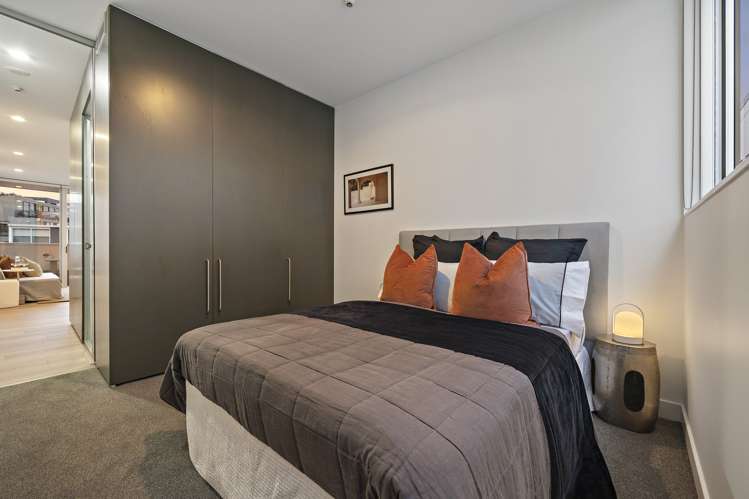 3b/12 Fisher-Point Drive Auckland Central_16