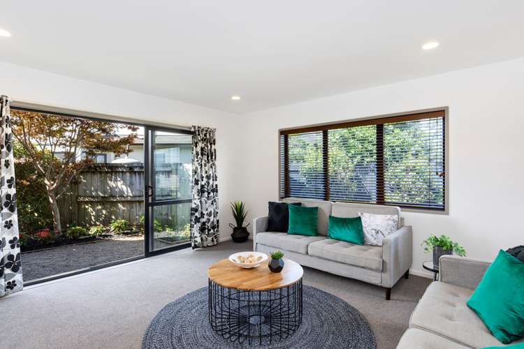 305 Carmichael Road Brookfield_1