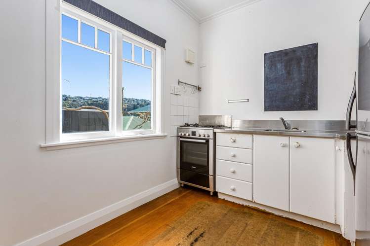 8 Blythe Street Berhampore_12