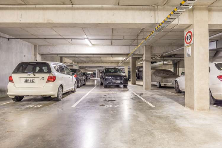 719/6 Dockside Lane Auckland Central_17