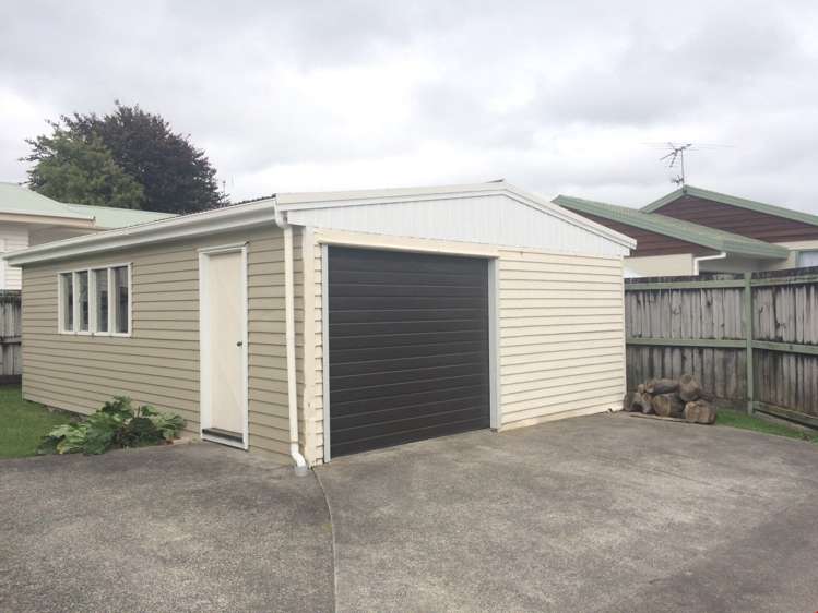 528 Te Atatu Road Te Atatu Peninsula_11