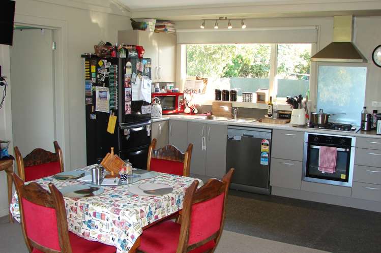 586 Niagara-Waikawa Road_2