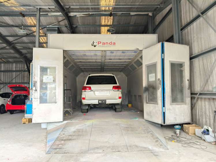 69-71 Mihini Road Henderson_3