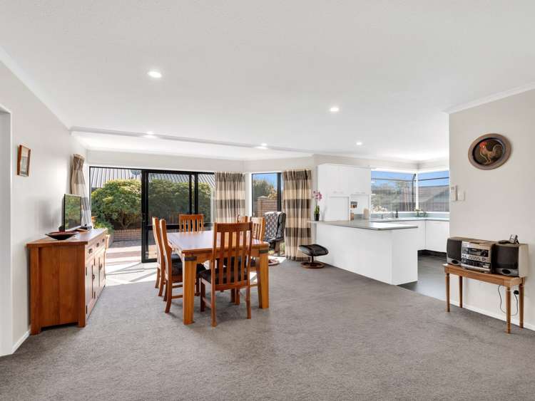 86 Roydon Drive Templeton_7