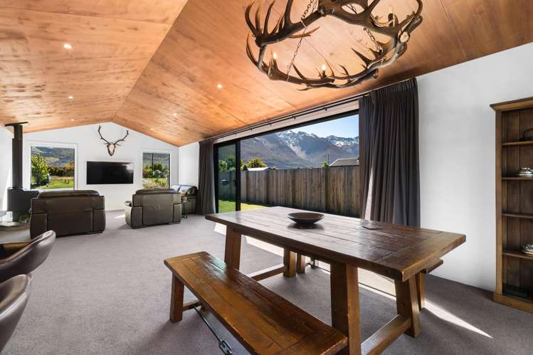 9 Old Dairy Close Glenorchy_3