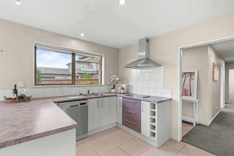 47 Eaglesome Avenue Aidanfield_3