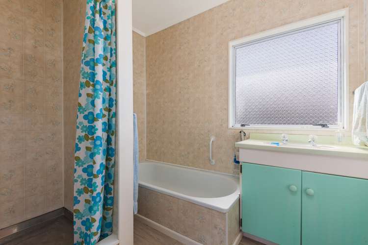 8 Taonui Street Waitarere Beach_20