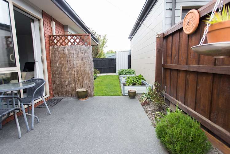 12/25 Tilford Street Woolston_7