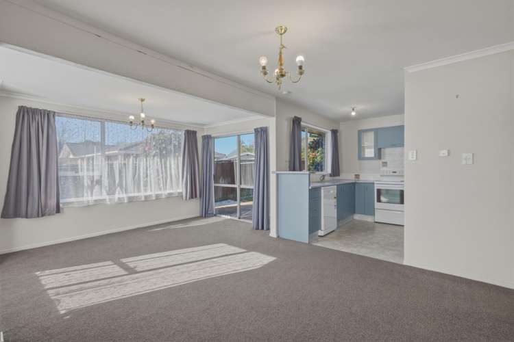 1/98A Lake Terrace Road Burwood_7