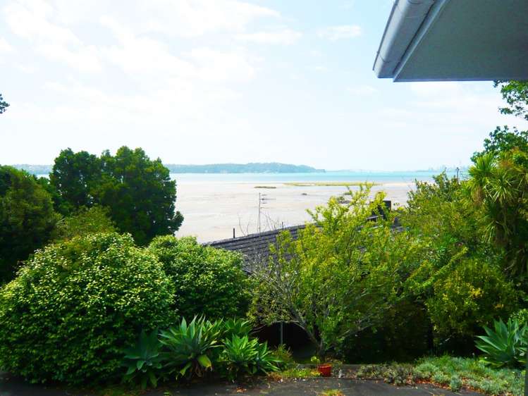 1/46 Gill Avenue Te Atatu Peninsula_17