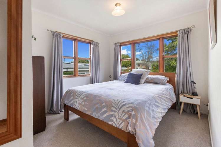 21 Taipari Road Te Atatu Peninsula_7