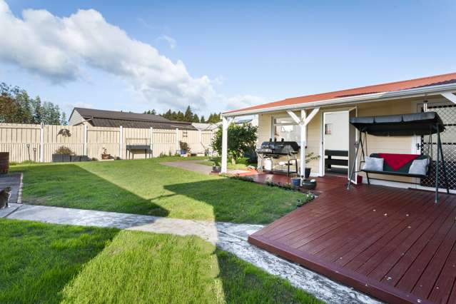 16 Carisbrooke Street Katikati_1