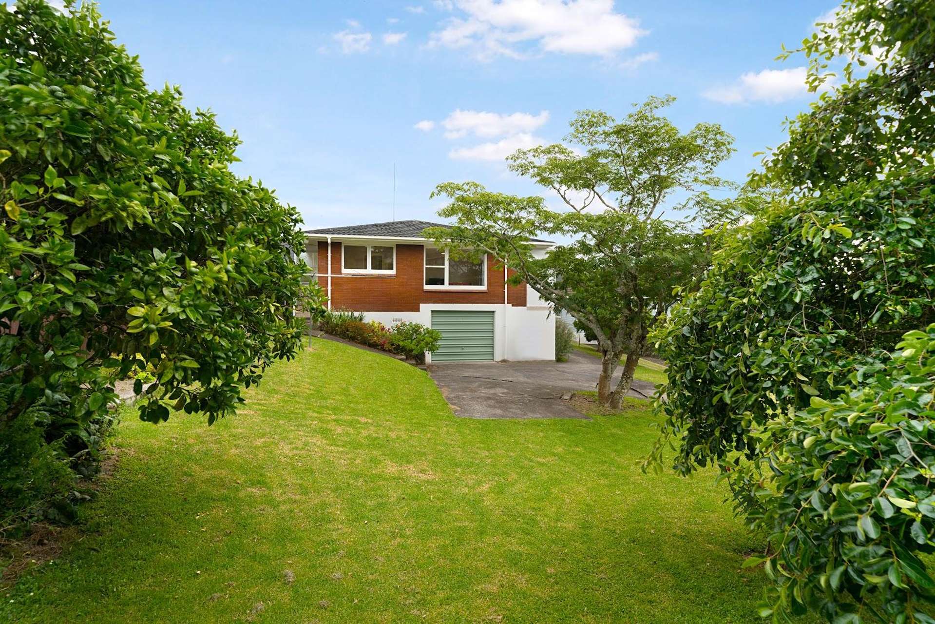 Flat 2/7 Windermere Crescent Blockhouse Bay_0