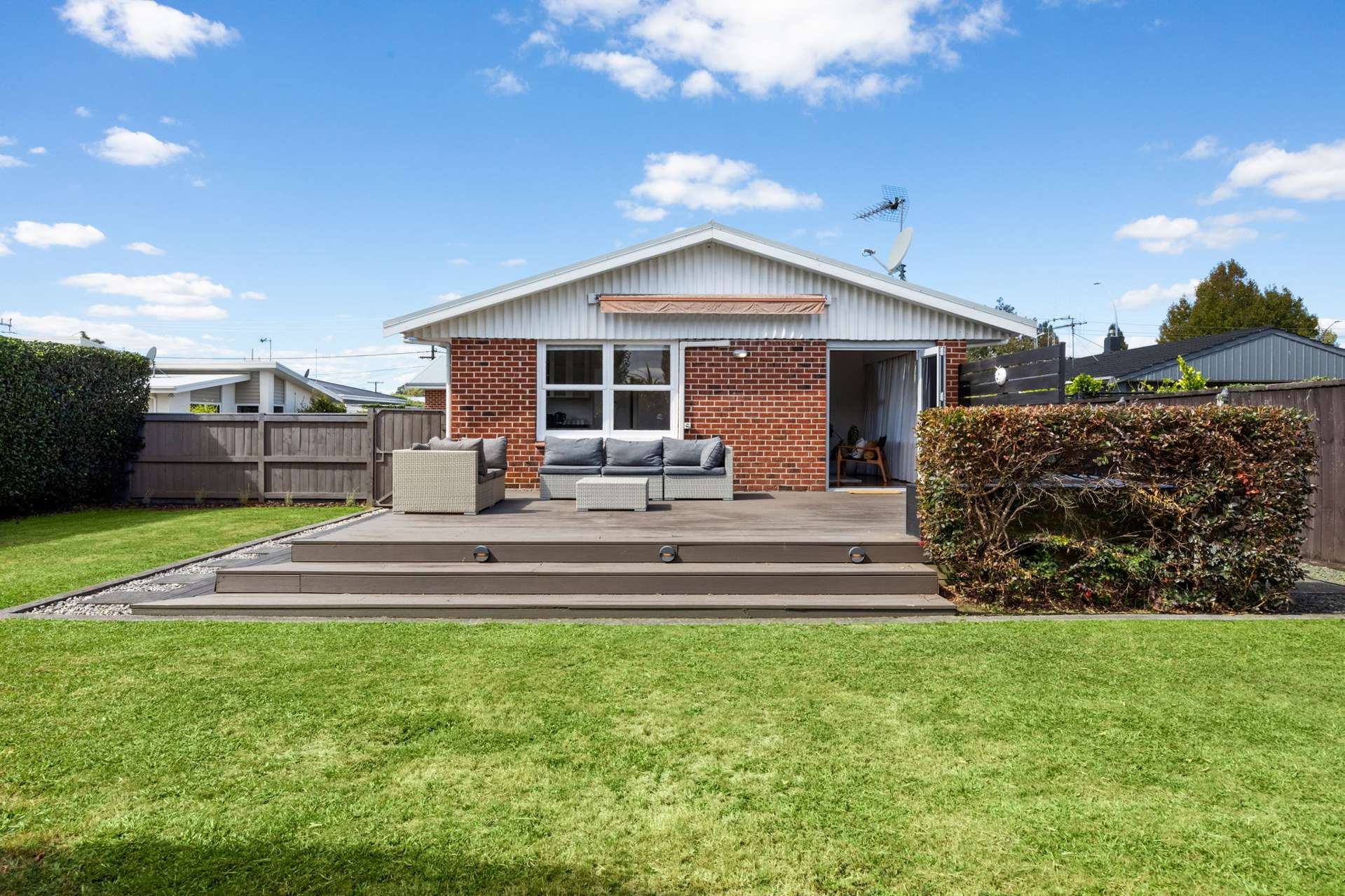 749B River Road Chartwell_0