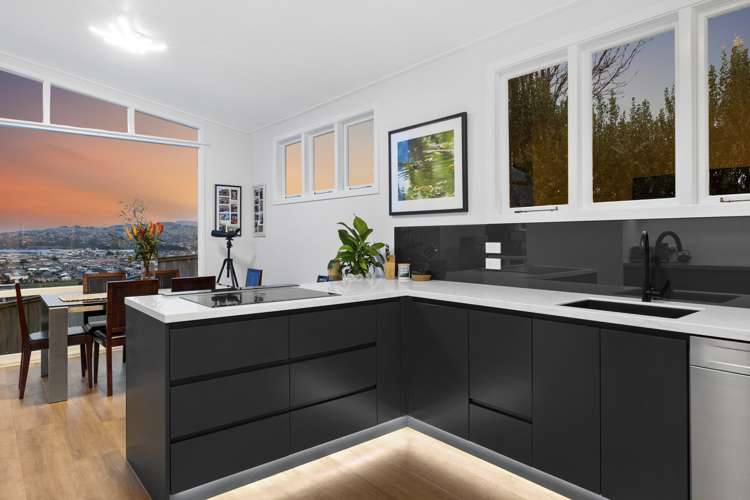 77 Easther Crescent Kew_26