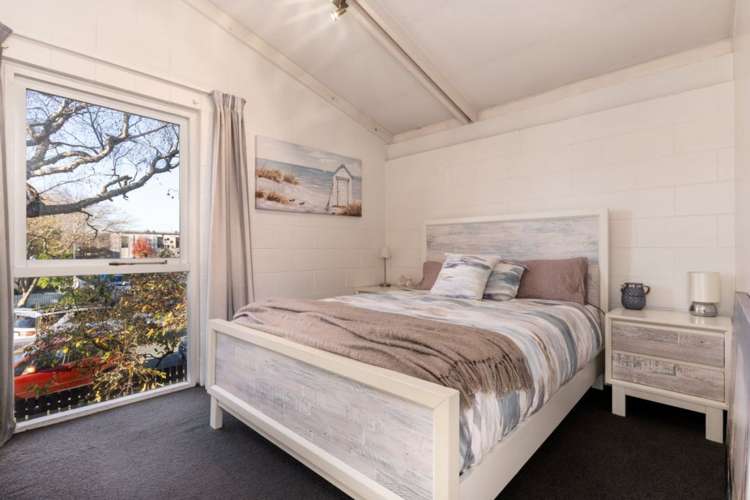 5/25 Winchester Street Merivale_5
