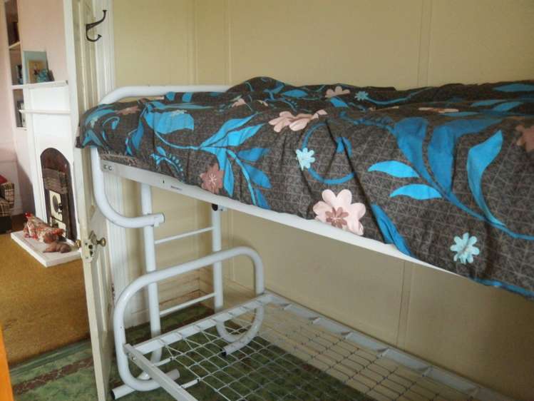 16 Selsea Street Kaka Point_21