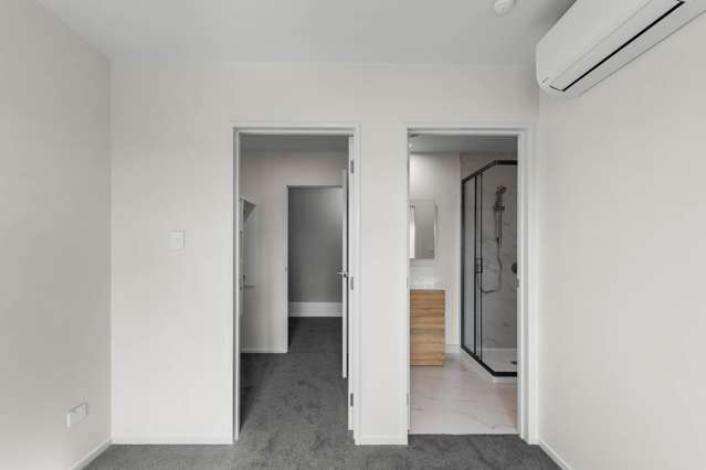 5/6 James Street Bayview_4