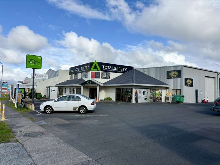 Unit 1, 126 Newton Street_0
