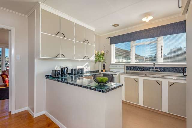 4 Heath Place Awapuni_1