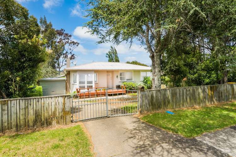 83 Fairclough Road Beach Haven_14