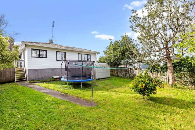 19 Loughanure Place Massey_3