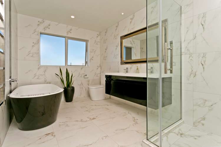 9 Tuangi Street Long Bay_16