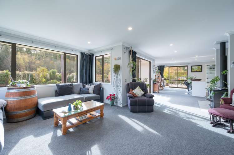 929 Waiwhero Road Ngatimoti_12