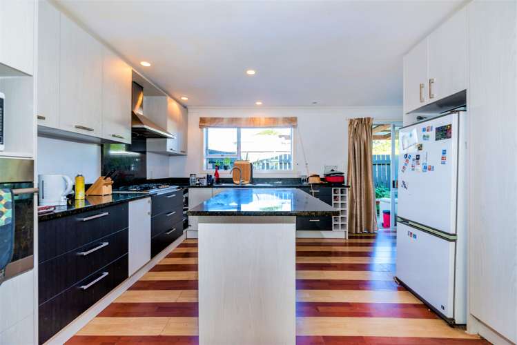 99 Rockfield Road Penrose_2