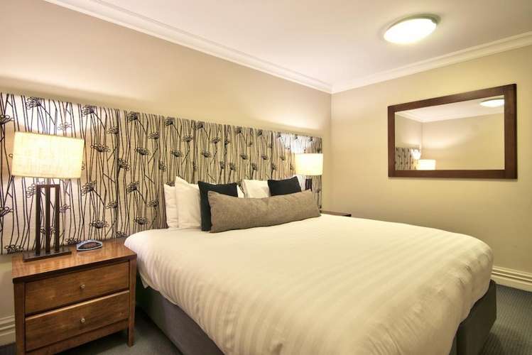 Lake Esplanade Queenstown_4