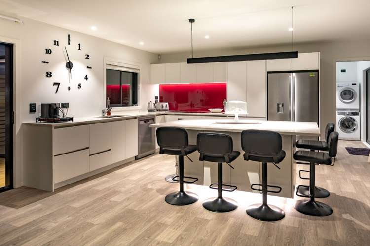 302 Graham Street Whangamata_6