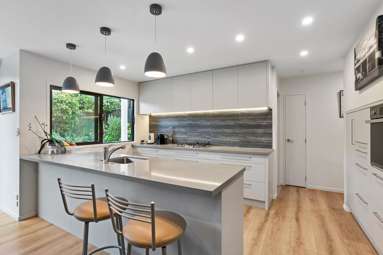 20A Queensway_4