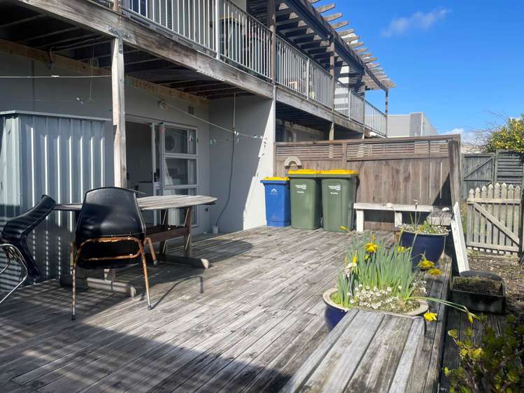Unit A3/15 Lovell Court Rosedale_5