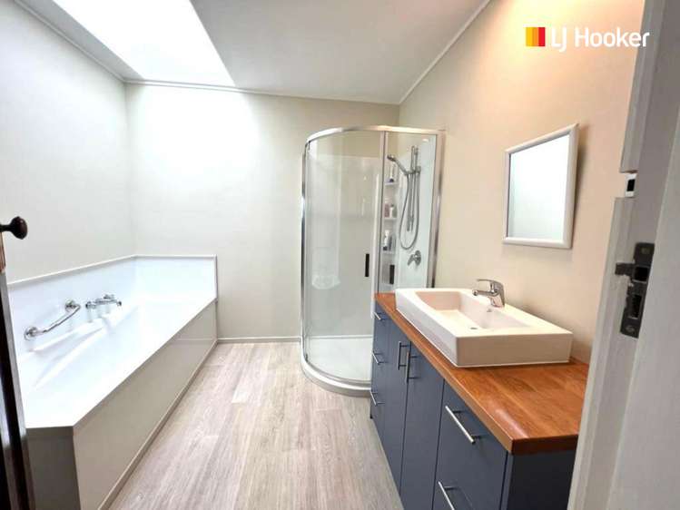 64 Royal Crescent Saint Kilda_17