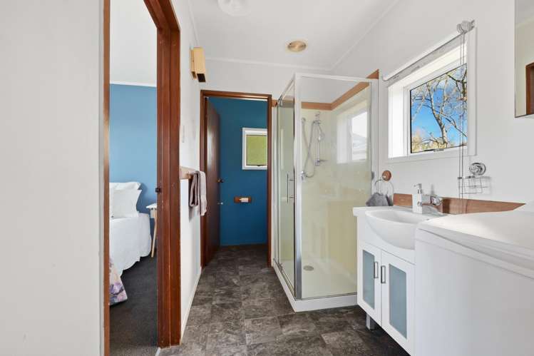 5 Columba Avenue Calton Hill_22
