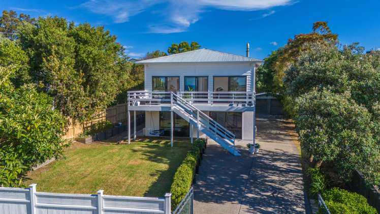 91 Pacific Parade Army Bay_1