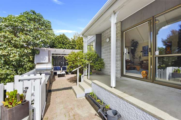 2/4 Byron Place Stoke_18