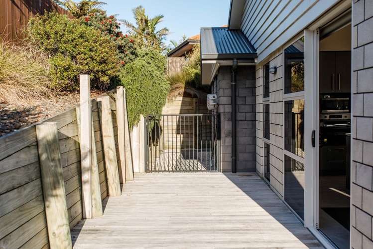 20 Fishermans Drive Coastlands_28