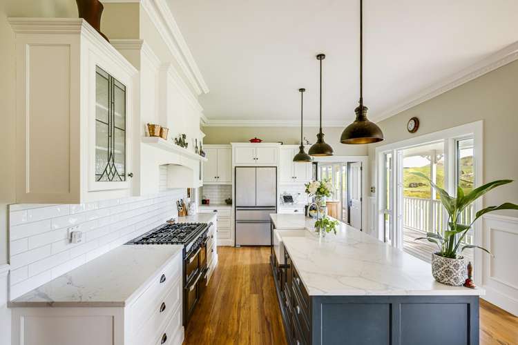 320 Rochfort Road Kahuranaki_13