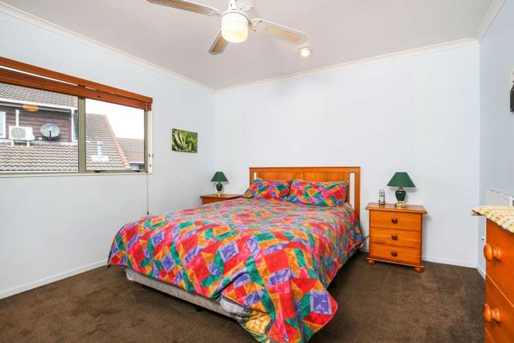 37 Spinnaker Drive Te Atatu Peninsula_13