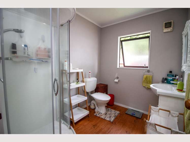 29 Lee Street Ohakune_9