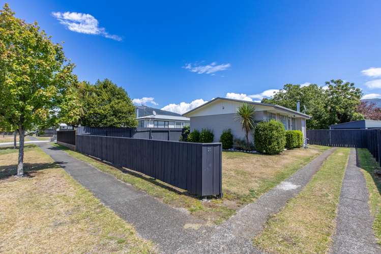 20 Runuku Grove Turangi_1