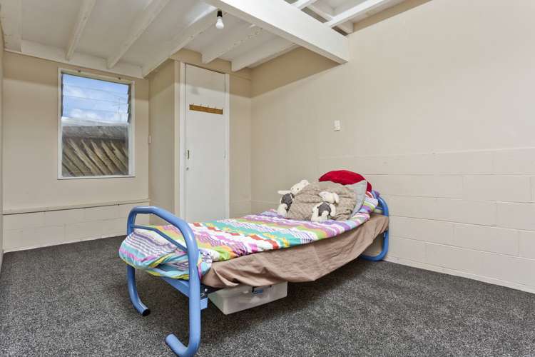 63 Stott Avenue Birkdale_9