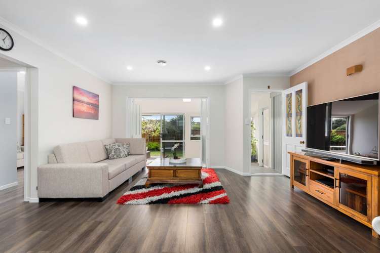 2/15 Vivian Wilson Drive Eastern Beach_12
