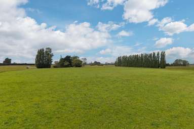 663 Boundary Creek Road_2